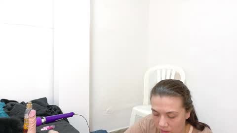 Snapshot of katia_rose23 chatting on 05/16/26, 07:01 . . KATIA . . online show from 05/16/26, 07:01