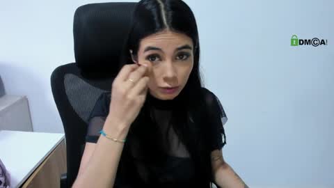 Snapshot of katia_sex25 chatting on 05/05/26, 03:20 Katia online show from 05/05/26, 03:20