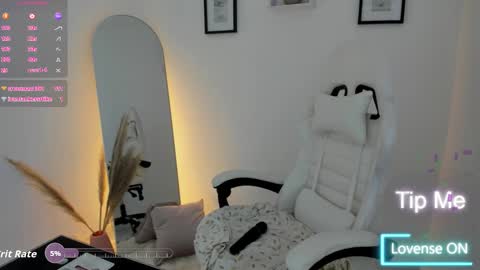 Katia online show from 11/22/25, 05:56