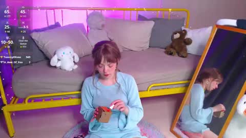 Katie Deville online show from 03/04/25, 04:27