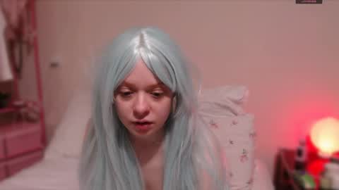 Snapshot of katie_deville chatting on 05/17/26, 12:30 Katie Deville online show from 05/17/26, 12:30