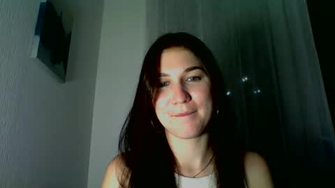 katie_foxi online show from 09/15/25, 07:47