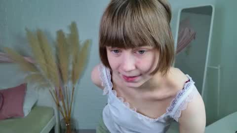 Katie online show from 10/21/25, 02:07