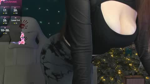 Snapshot of katie_taylorr chatting on 01/15/25, 10:13 Katie online show from 01/15/25, 10:13