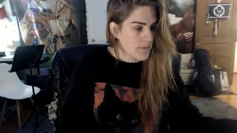 Snapshot of katiecutie_5 chatting on 02/07/25, 06:24 Katie online show from 02/07/25, 06:24