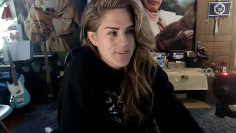 Snapshot of katiecutie_5 chatting on 10/16/25, 05:41 Katie online show from 10/16/25, 05:41