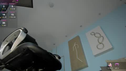 Kate Stonne online show from 03/07/25, 09:40