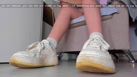 Miss Katie online show from 09/15/25, 02:50