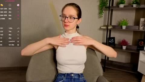 Scarlett online show from 04/01/26, 07:42