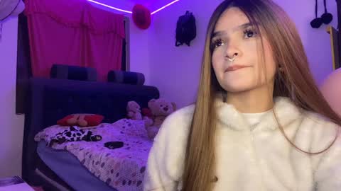 Snapshot of katleen_v chatting on 12/06/24, 08:05 Katleen. online show from 12/06/24, 08:05