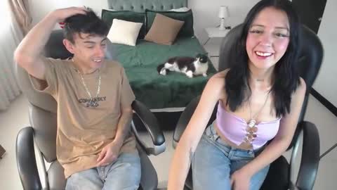 Snapshot of katnia_and_marcuz chatting on 12/31/24, 01:19 Katnia and Marcuz online show from 12/31/24, 01:19