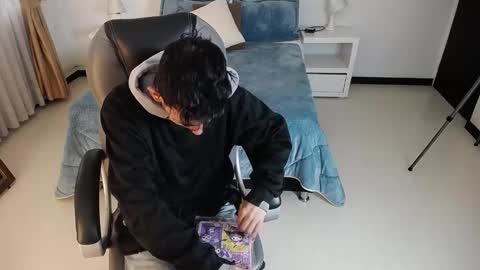 Snapshot of katnia_and_marcuz chatting on 02/07/25, 12:39 Katnia and Marcuz online show from 02/07/25, 12:39