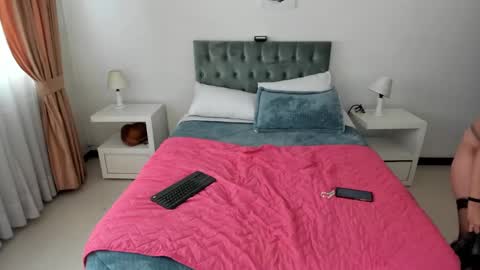 Snapshot of katnia_and_marcuz chatting on 03/08/25, 06:16 Katnia and Marcuz online show from 03/08/25, 06:16