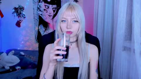 Snapshot of katorysan chatting on 12/18/25, 03:18 Katory online show from 12/18/25, 03:18