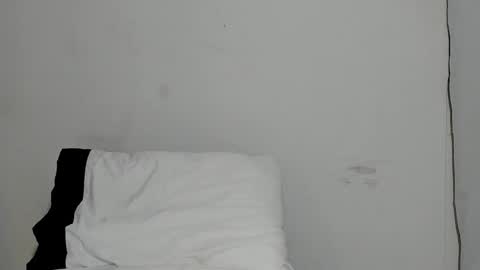 Kathrin online show from 02/01/25, 01:12