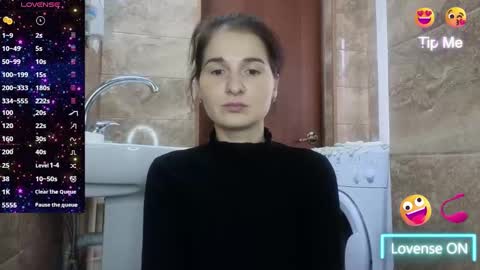 Snapshot of katrin_brook chatting on 12/05/24, 09:06 Katrin Brook online show from 12/05/24, 09:06
