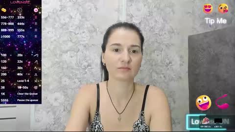 Snapshot of katrin_brook chatting on 02/23/25, 05:01 Katrin Brook online show from 02/23/25, 05:01
