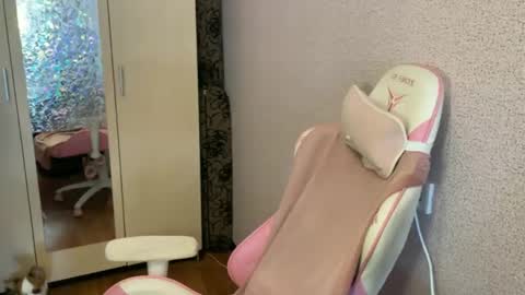   naked in pvt show 100 tk online show from 03/16/26, 10:30