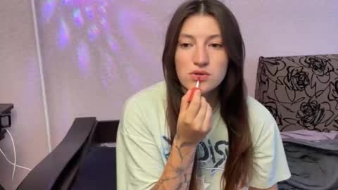 Snapshot of katrin_kristal chatting on 06/02/26, 11:56 naked in pvt show 100 tk online show from 06/02/26, 11:56