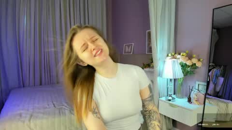 Katrina Bail online show from 05/31/26, 01:14
