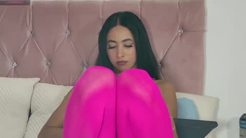 Snapshot of katrina_clarks chatting on 11/26/25, 10:11 katrina clark online show from 11/26/25, 10:11