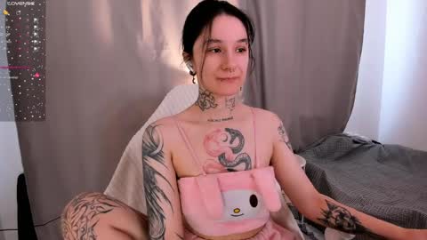 Snapshot of katrina_h0w chatting on 05/06/26, 03:57 katrina_h0w online show from 05/06/26, 03:57