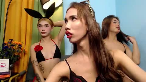 Snapshot of katrine_massivecock_lashes chatting on 10/28/25, 12:14 katrinetrixie online show from 10/28/25, 12:14