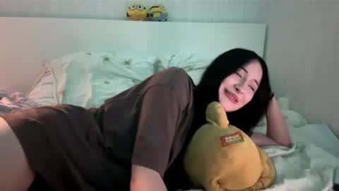 Snapshot of katrineb chatting on 07/01/26, 08:19 katrineb online show from 07/01/26, 08:19