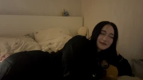 Snapshot of katrineb chatting on 07/18/26, 08:23 katrineb online show from 07/18/26, 08:23