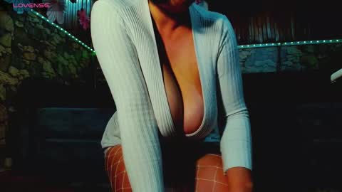 KatrineDenev online show from 11/29/25, 04:54