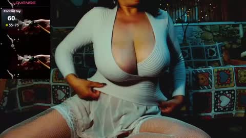 Snapshot of katrinedenev chatting on 05/27/26, 06:54 KatrineDenev online show from 05/27/26, 06:54