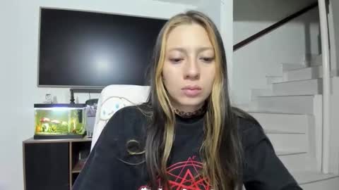 Katrin  online show from 09/16/25, 11:00