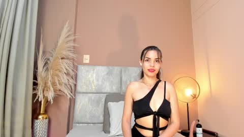 Snapshot of katrionanyx chatting on 05/05/26, 12:29 Katriona Nyx online show from 05/05/26, 12:29