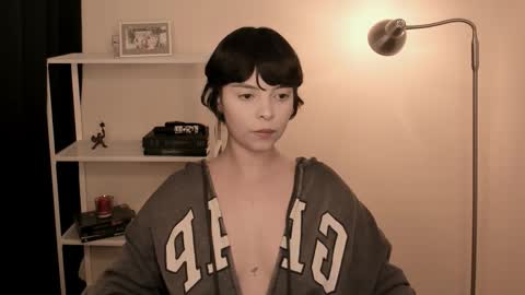 katsuro online show from 10/28/25, 08:44