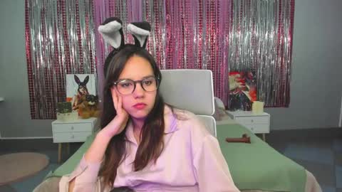 Kate online show from 03/04/25, 09:07