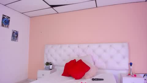 Katte online show from 01/13/26, 01:38