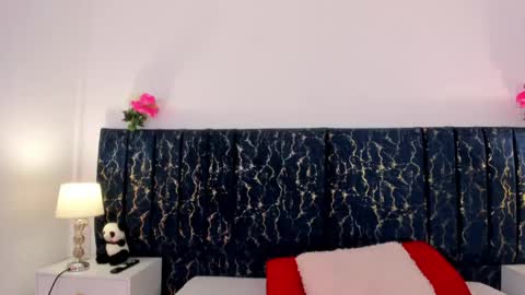 Katte online show from 06/04/26, 01:17