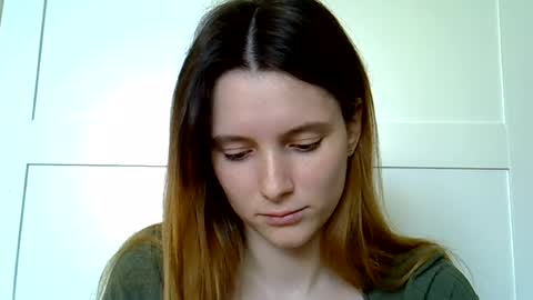 Snapshot of katte_light chatting on 06/18/26, 03:49 katte light online show from 06/18/26, 03:49