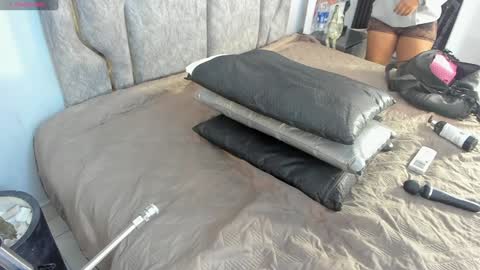 Katerine online show from 02/02/25, 03:32