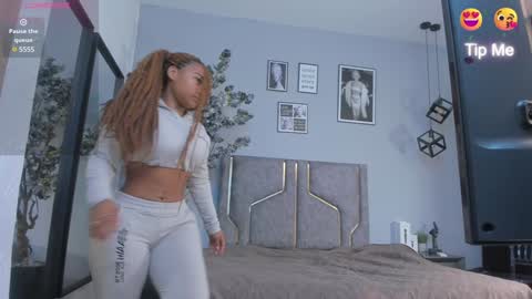 Katerine online show from 02/06/25, 03:37