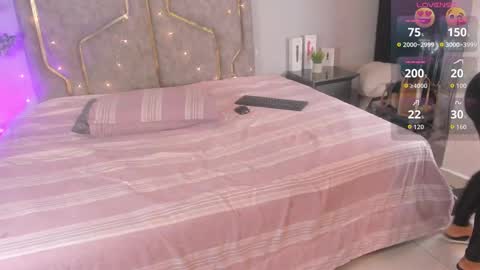 Katerine online show from 09/18/25, 03:41