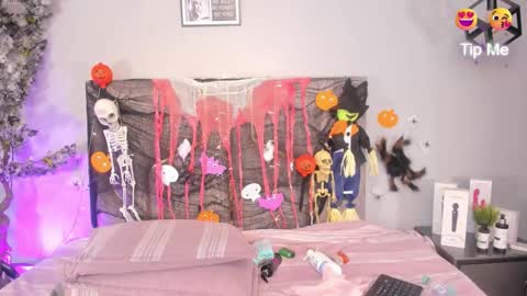 Katerine online show from 10/26/25, 11:09