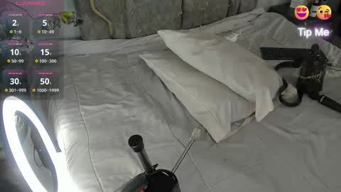 Katerine online show from 01/19/26, 04:05