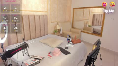 Snapshot of kattejordan chatting on 05/14/26, 11:22 Katerine online show from 05/14/26, 11:22