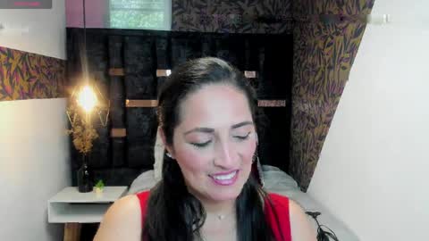 K A T T E  online show from 05/05/26, 07:44