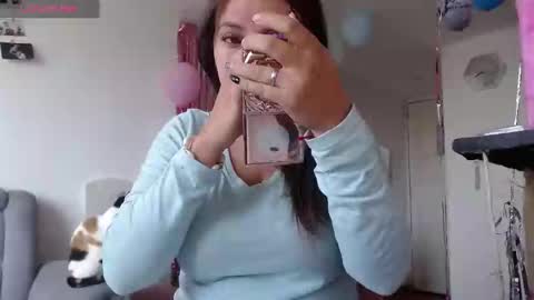 Snapshot of kattie_love chatting on 02/03/25, 08:57 kattie online show from 02/03/25, 08:57