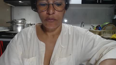 Snapshot of kattleyagray chatting on 09/17/25, 01:24 KattleyaGrey online show from 09/17/25, 01:24