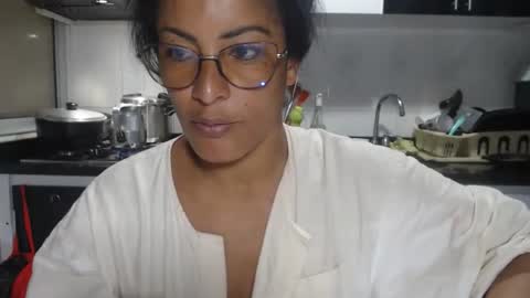 Snapshot of kattleyagray chatting on 10/23/25, 09:46 KattleyaGrey online show from 10/23/25, 09:46
