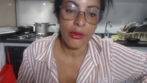 Snapshot of kattleyagray chatting on 10/24/25, 07:32 KattleyaGrey online show from 10/24/25, 07:32