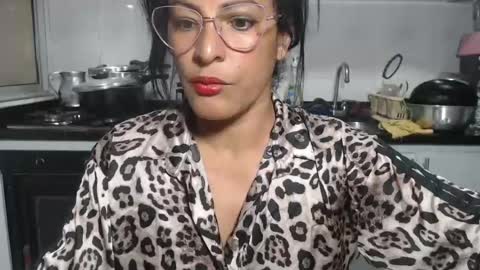Snapshot of kattleyagray chatting on 06/16/26, 07:49 KattleyaGrey online show from 06/16/26, 07:49